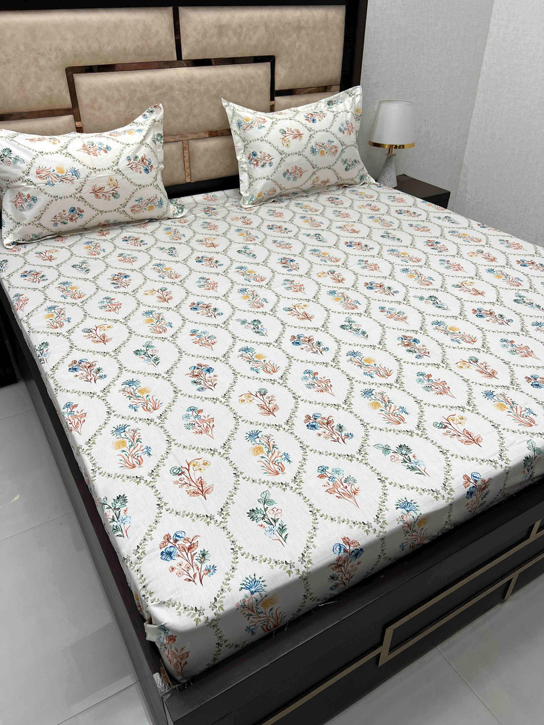A-3756 - Pure Cotton 500 TC Super King Size Double Bedsheet (304X304) with Two Pillow Covers (50X76)
