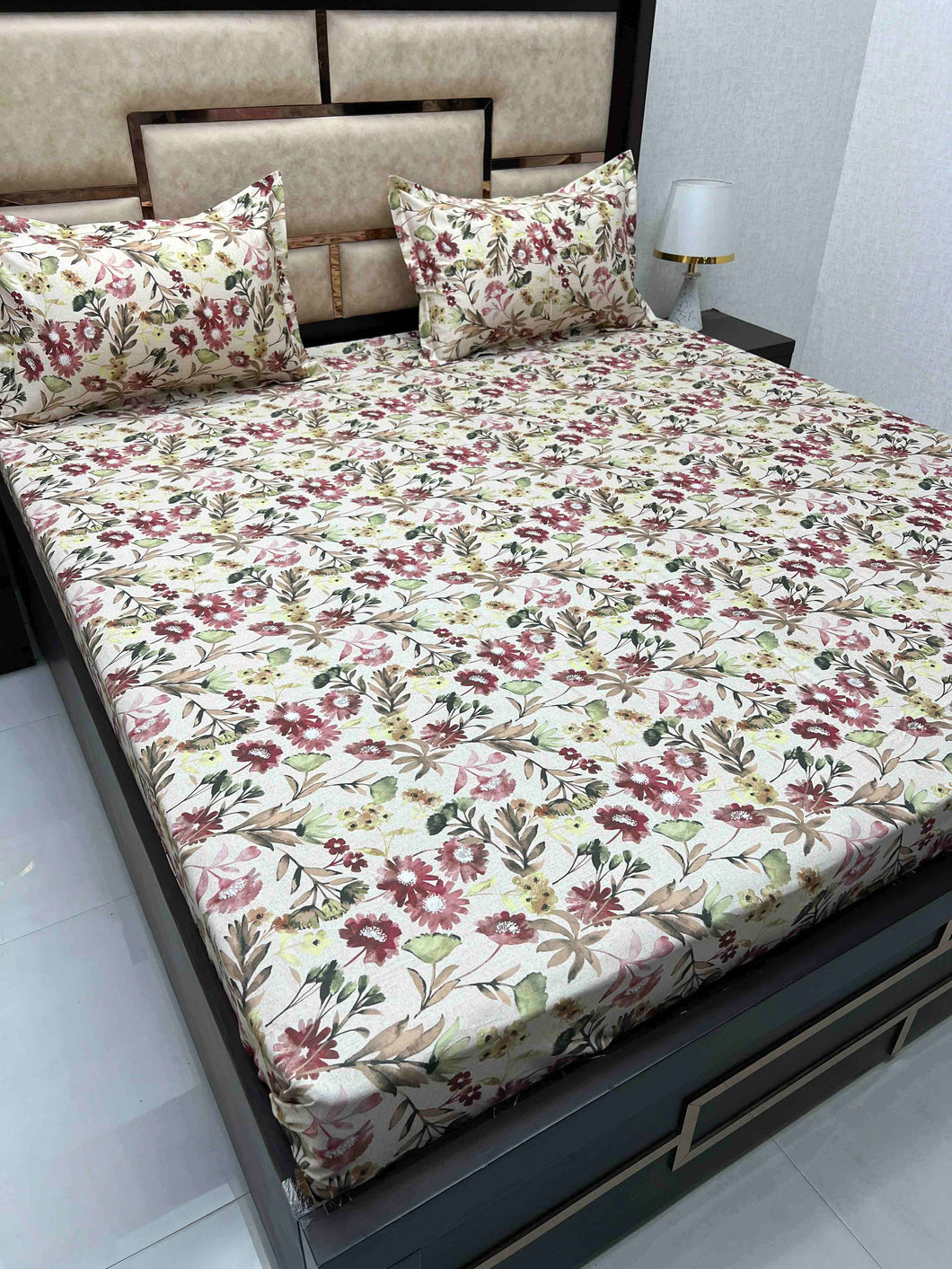 A-3761 - Pure Cotton 500 TC Super King Size Double Bedsheet (304X304) with Two Pillow Covers (50X76)