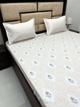 Load image into Gallery viewer, A-3791 - Pure Cotton 210 TC King Size Double Bedsheet (274X274) with Two Pillow Covers (50X76)
