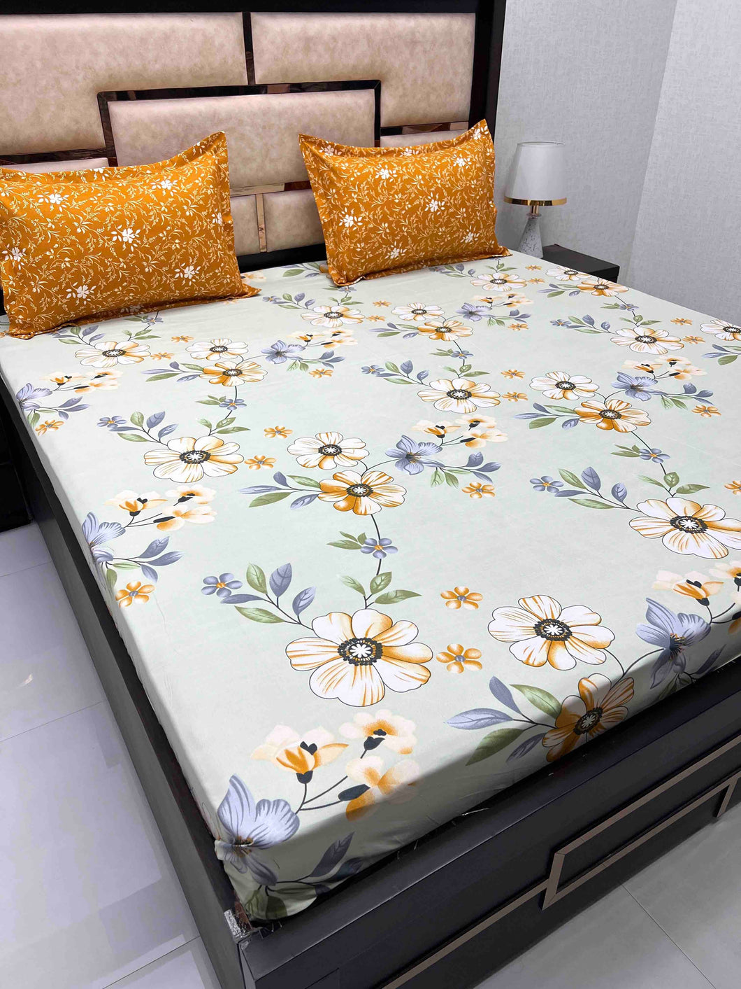 A-3804 - Poly Cotton 130 GSM King Size Double Bedsheet (274X274) with Two Pillow Covers (50X76)
