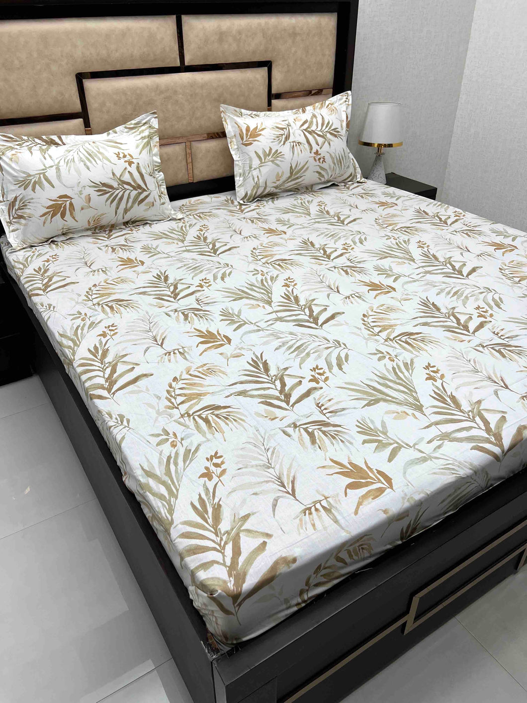 A-3818 - Pure Cotton 210 TC King Size Double Bedsheet (274X274) with Two Pillow Covers (50X76)