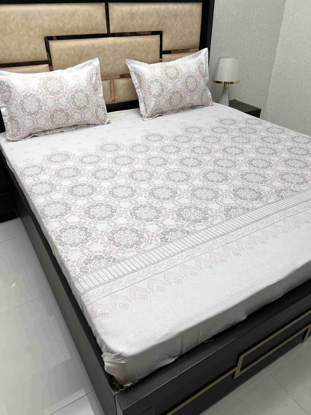 A-3834 - Pure Cotton 250 TC Queen Size Double Bedsheet (228X254) with Two Pillow Covers (43X68)