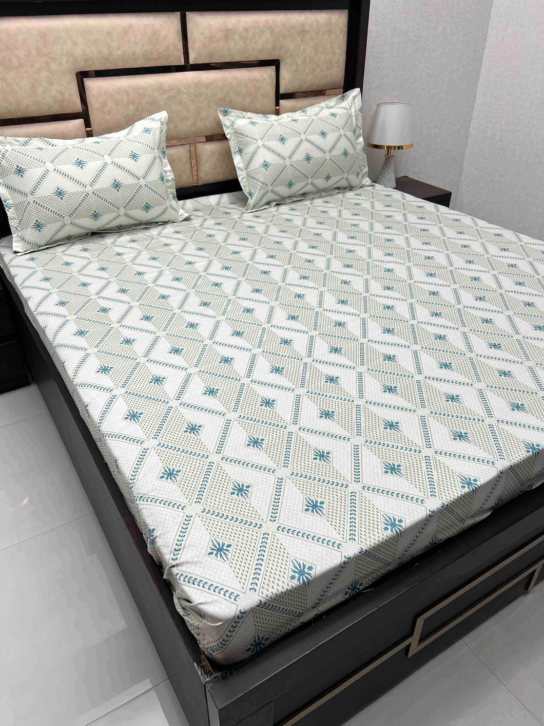 A-3838 - Pure Cotton 250 TC Queen Size Double Bedsheet (228X254) with Two Pillow Covers (43X68)