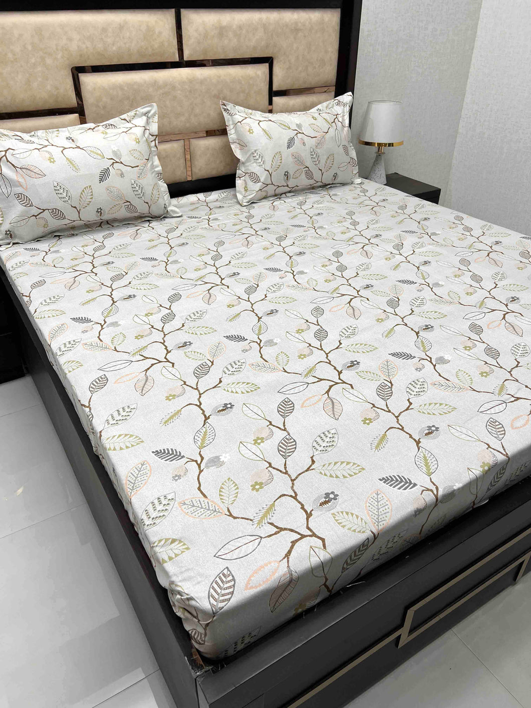 A-3843 - Pure Cotton 250 TC Queen Size Double Bedsheet (228X254) with Two Pillow Covers (43X68)