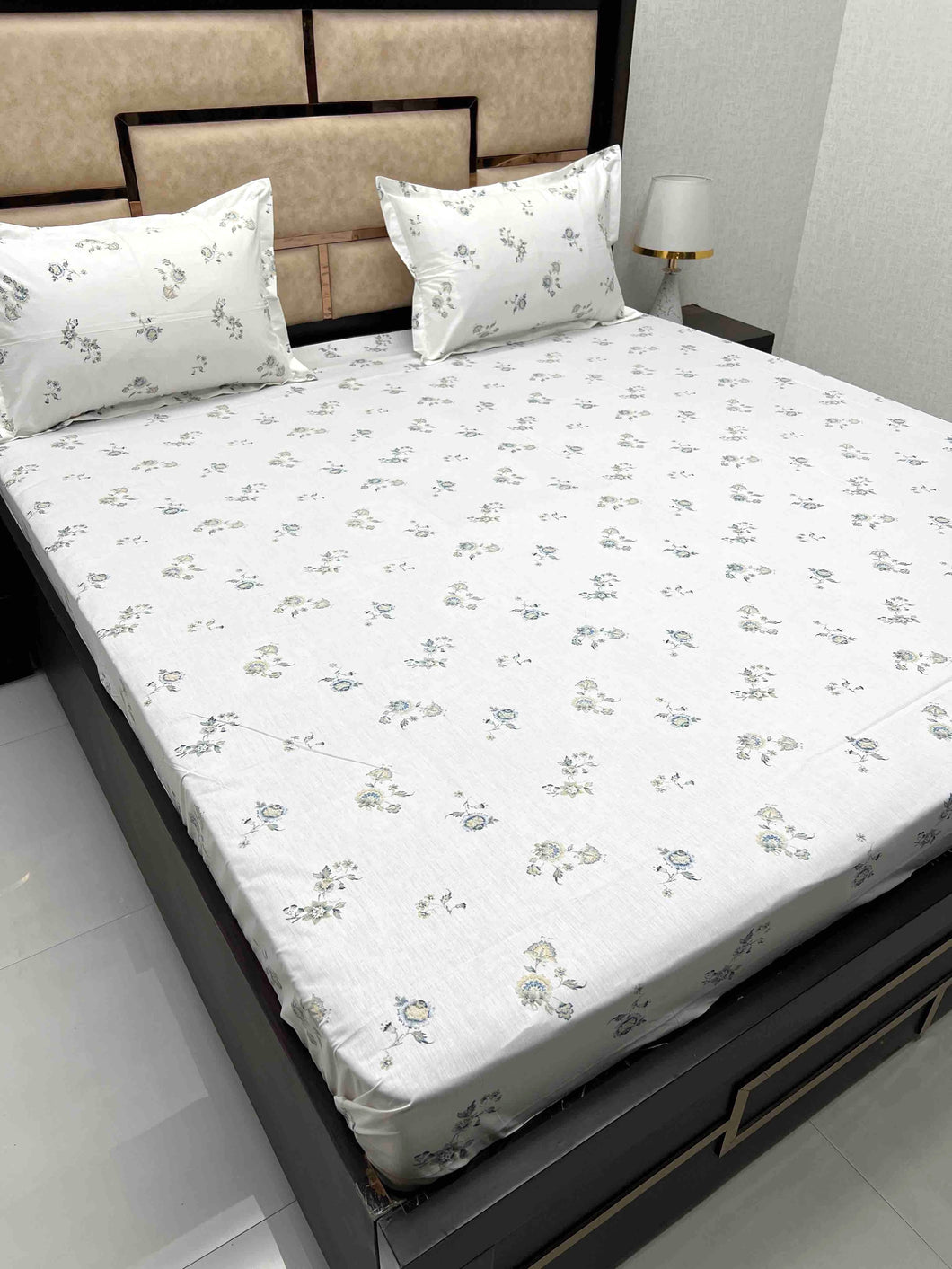 A-3858 - Pure Cotton 210 TC King Size Double Bedsheet (274X274) with Two Pillow Covers (50X76)