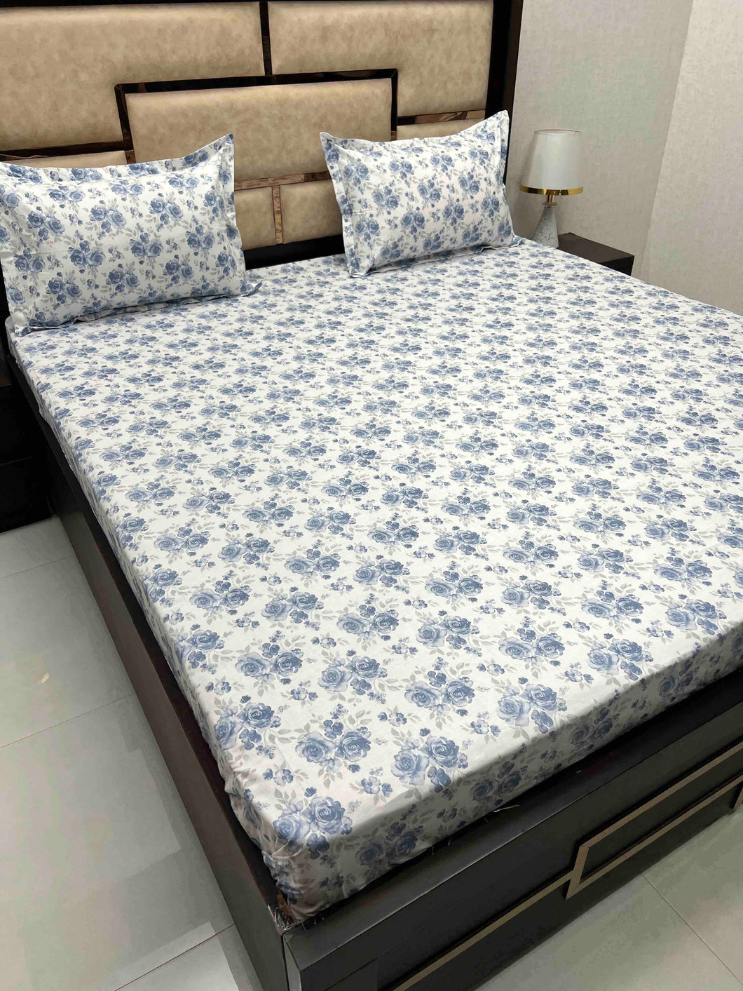 A-3870 - Pure Cotton 210 TC King Size Double Bedsheet (274X274) with Two Pillow Covers (50X76)