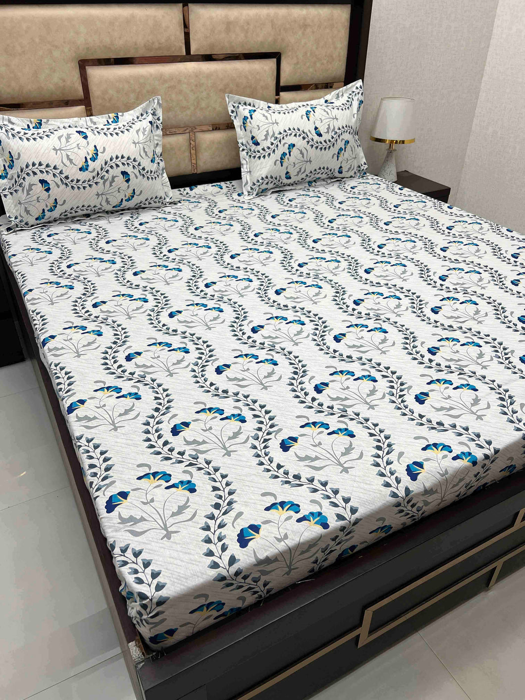 A-3908 - Pure Cotton 180 TC King Size Double Bedsheet (274X274) with Two Pillow Covers (50X76)