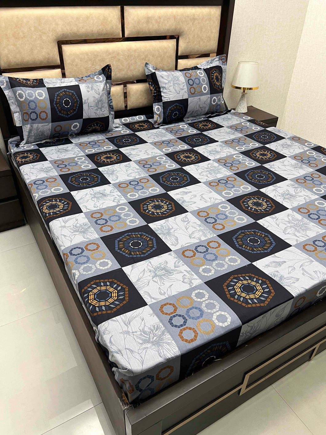 A-3919 - Pure Cotton 180 TC King Size Double Bedsheet (274X274) with Two Pillow Covers (50X76)