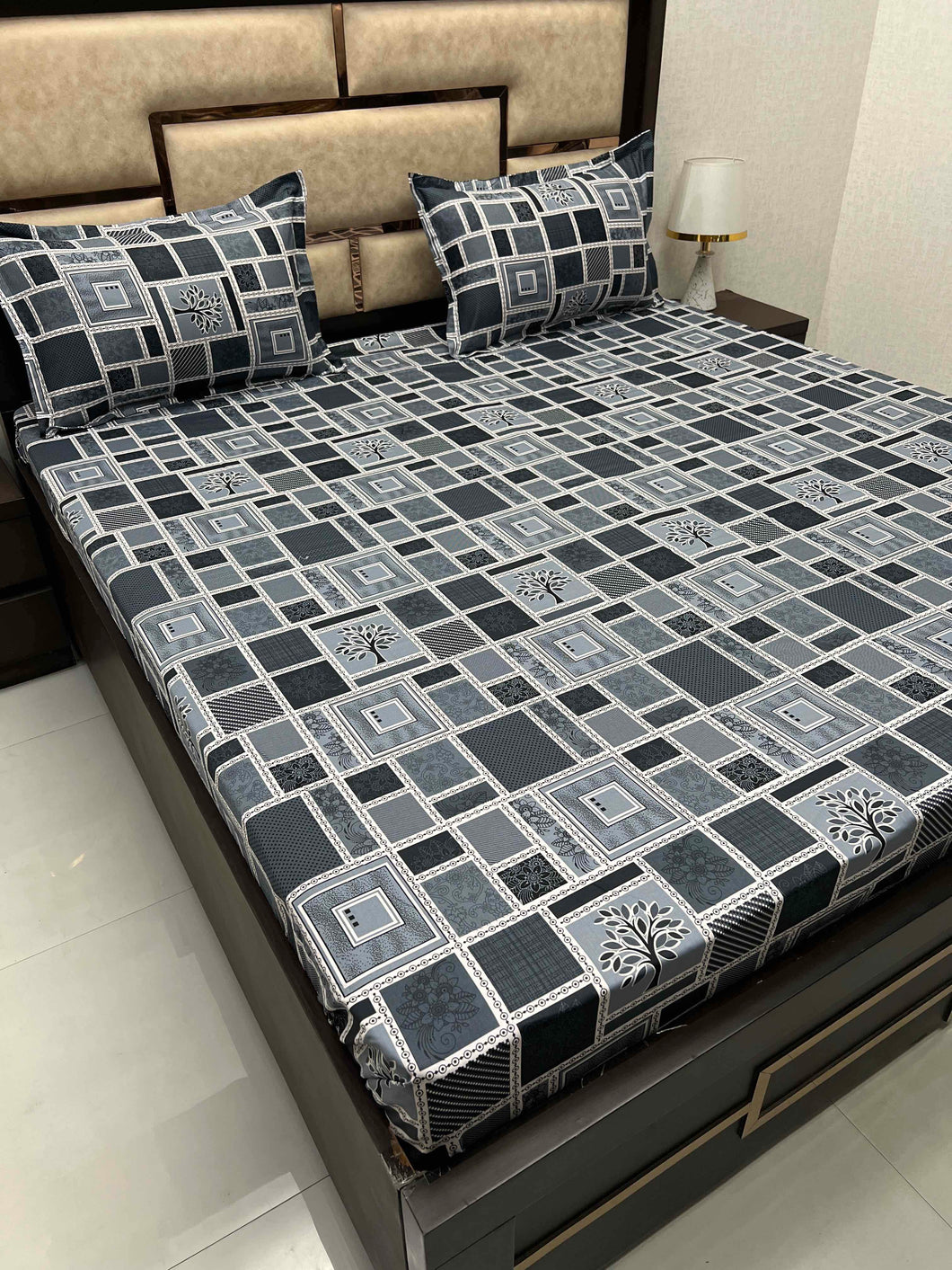 A-3924 - Pure Cotton 180 TC King Size Double Bedsheet (274X274) with Two Pillow Covers (50X76)