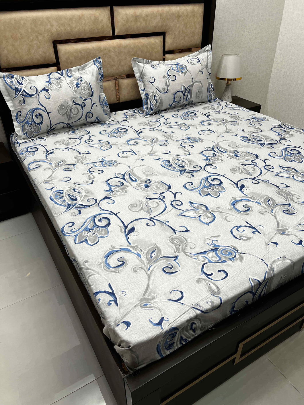 A-3932 - Pure Cotton 180 TC King Size Double Bedsheet (274X274) with Two Pillow Covers (50X76)
