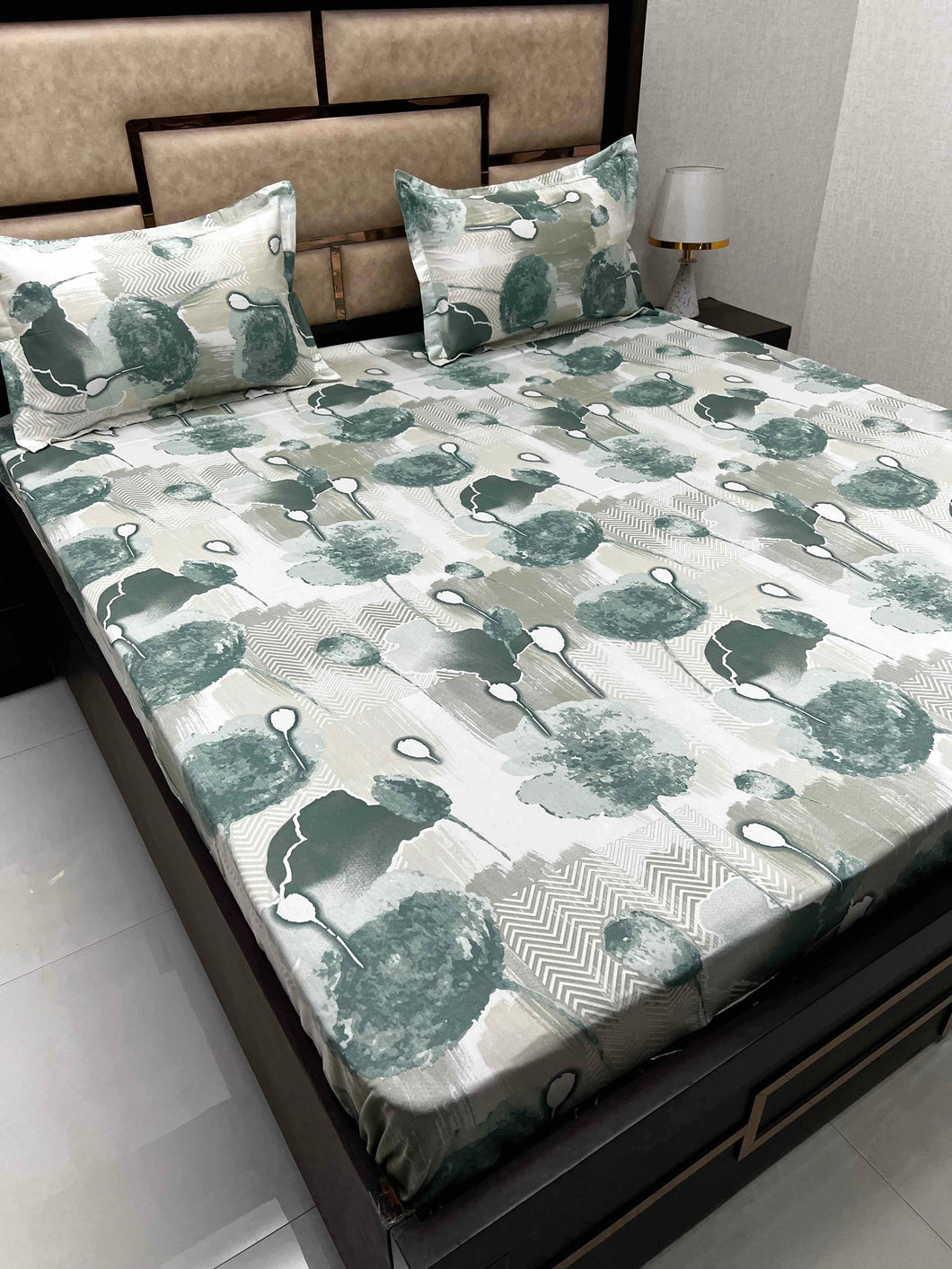 A-3934 - Pure Cotton 180 TC King Size Double Bedsheet (274X274) with Two Pillow Covers (50X76)