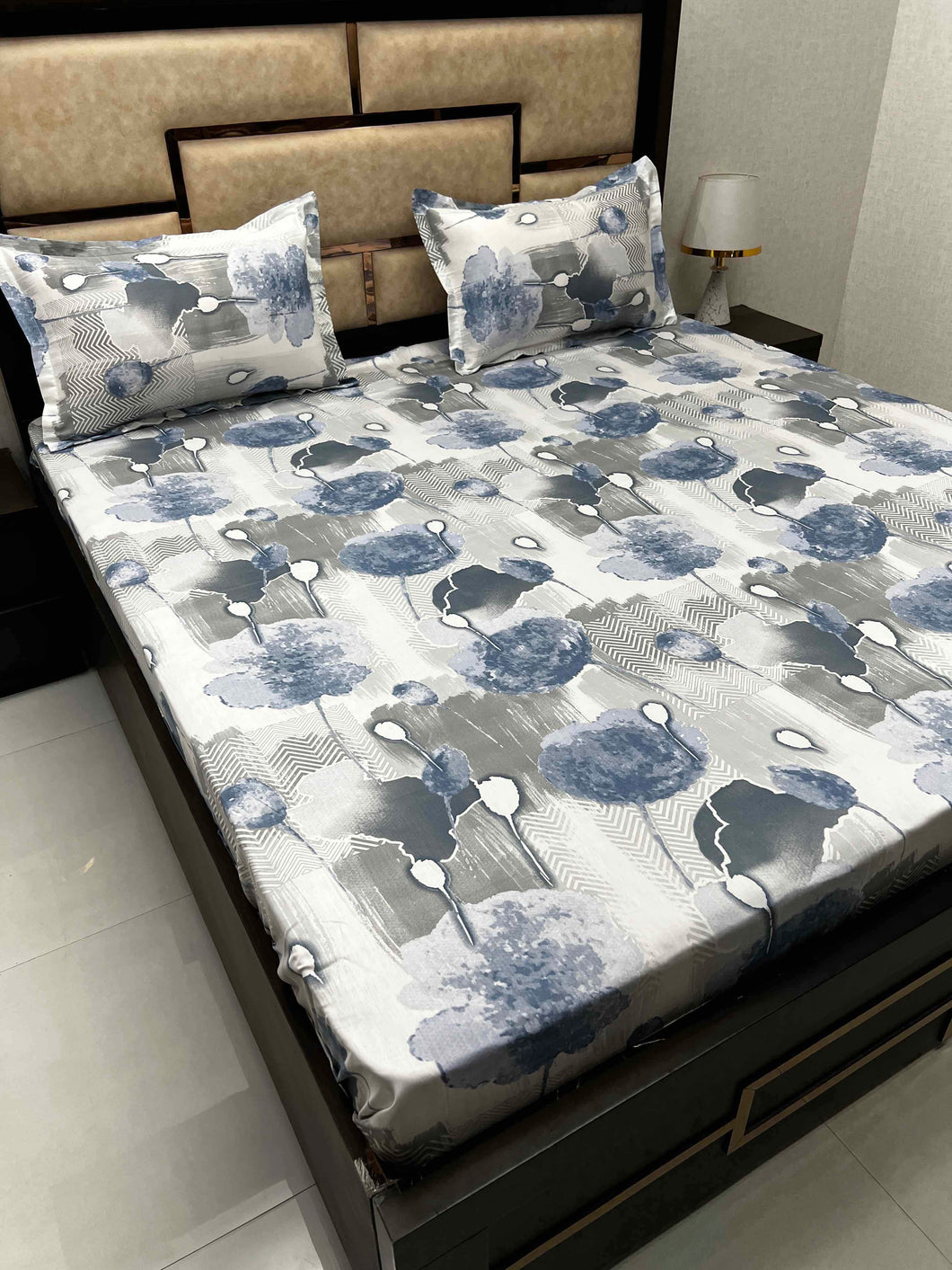 A-3936 - Pure Cotton 180 TC King Size Double Bedsheet (274X274) with Two Pillow Covers (50X76)