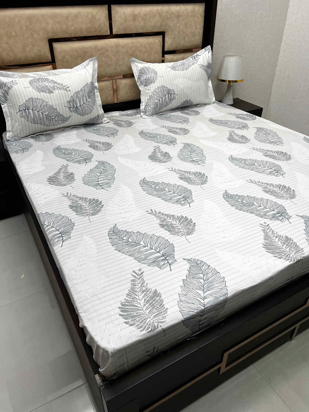 A-3940 - Pure Cotton 180 TC King Size Double Bedsheet (274X274) with Two Pillow Covers (50X76)