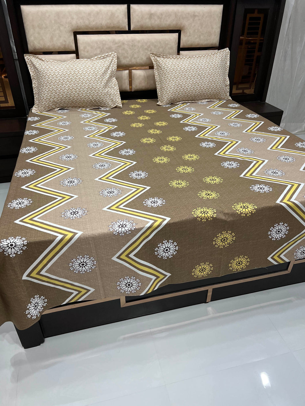 A-2263 - Pure Cotton 180 TC Queen Size Double Bedsheet (228X254) with Two Pillow Covers (43X68)